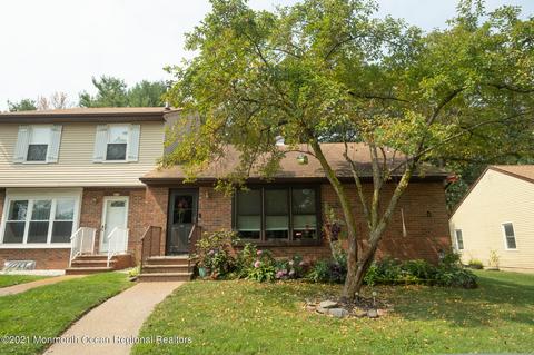 14 Pendleton Pl, Old Bridge, NJ 08857 photo 2