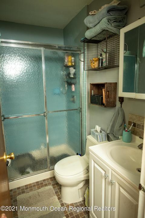 14 Pendleton Pl, Old Bridge, NJ 08857 photo 20