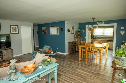 14 Pendleton Pl, Old Bridge, NJ 08857 photo 4