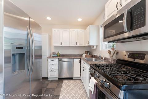 302 Lenape Trl, Brielle, NJ 08730 photo 6