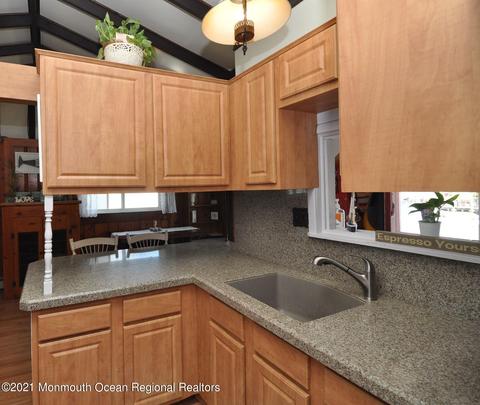 1121 Cape May Dr, Forked River, NJ 08731 photo 4