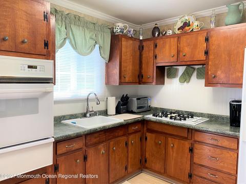 34 Birch Dr, Jackson, NJ 08527 photo 10