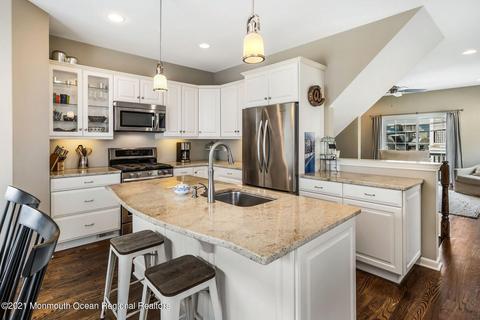 8 E Church St, Sea Bright, NJ 07760 photo 8