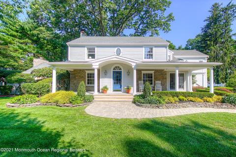 4 Clover Ln, Rumson, NJ 07760 photo 1