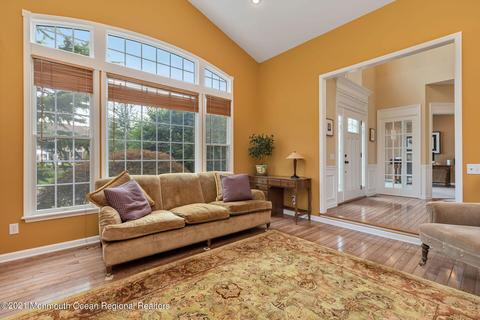 9 Crape Myrtle Dr, Holmdel, NJ 07733 photo 7