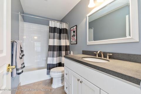 9 Crape Myrtle Dr, Holmdel, NJ 07733 photo 21