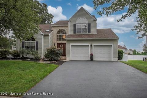327 Mackenzie Dr, Jackson, NJ 08527 photo 1