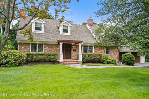 906 Riverview Dr, Brielle, NJ 08730 photo 1