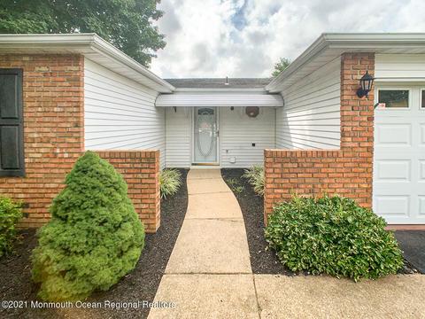 1 Bow Dr, Brick, NJ 08723 photo 3