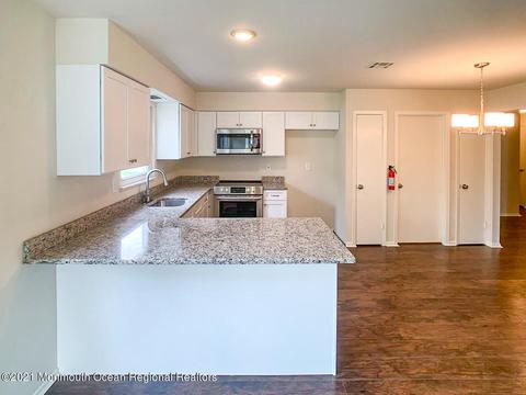 1 Bow Dr, Brick, NJ 08723 photo 7
