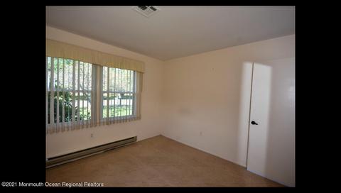 2 Regent Ct, Brick, NJ 08723 photo 10