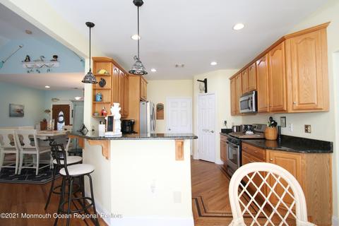 84 Baltic Ave, Waretown, NJ 08758 photo 19