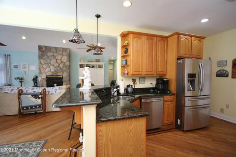 84 Baltic Ave, Waretown, NJ 08758 photo 22