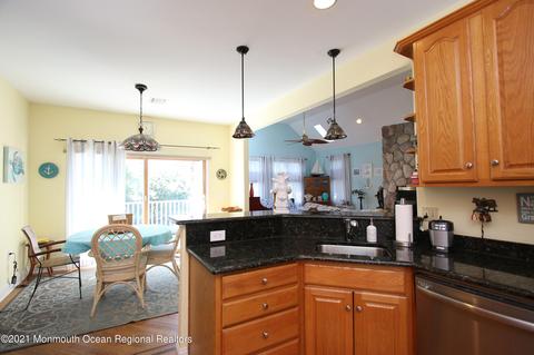 84 Baltic Ave, Waretown, NJ 08758 photo 26