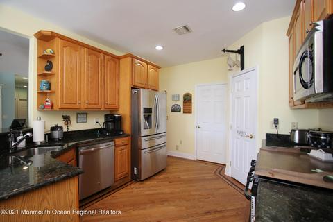 84 Baltic Ave, Waretown, NJ 08758 photo 23