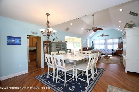 84 Baltic Ave, Waretown, NJ 08758 photo 10
