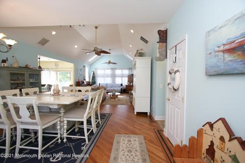 84 Baltic Ave, Waretown, NJ 08758 photo 5