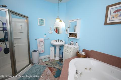 84 Baltic Ave, Waretown, NJ 08758 photo 39