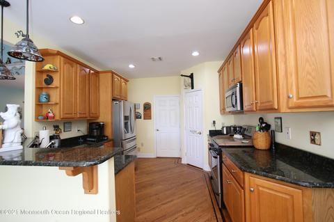 84 Baltic Ave, Waretown, NJ 08758 photo 21