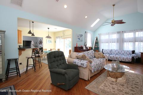 84 Baltic Ave, Waretown, NJ 08758 photo 12