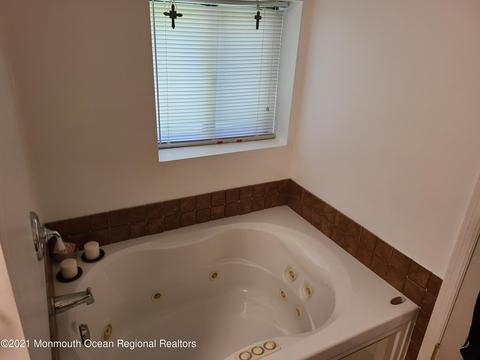 10 Buxton Rd, Jackson, NJ 08527 photo 18