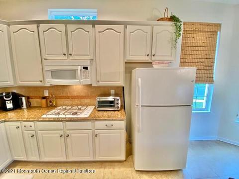4 Einstein Way, East Windsor, NJ 08512 photo 21