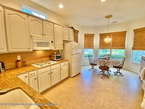 4 Einstein Way, East Windsor, NJ 08512 photo 17