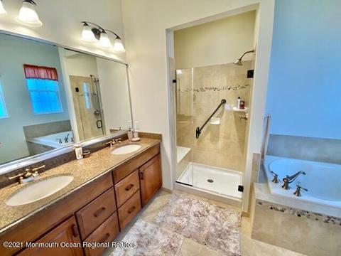 4 Einstein Way, East Windsor, NJ 08512 photo 32
