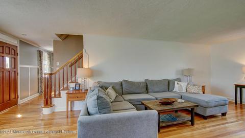 102 Wilburtha Rd, Ewing, NJ 08628 photo 13