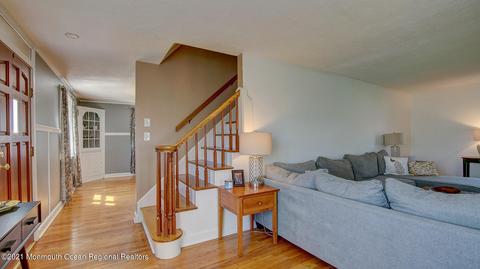 102 Wilburtha Rd, Ewing, NJ 08628 photo 5