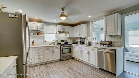 102 Wilburtha Rd, Ewing, NJ 08628 photo 17