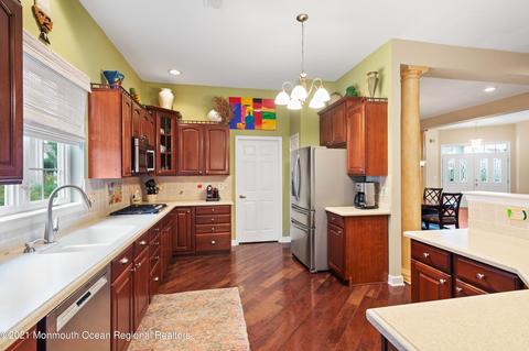 52 Belmar Blvd, Waretown, NJ 08758 photo 6