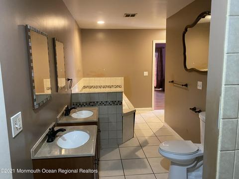 26 Cable Rd, Waretown, NJ 08758 photo 23