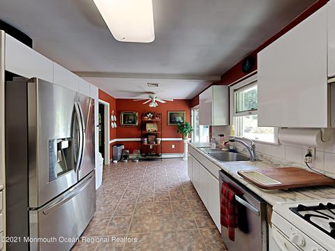 618 Oak Leaf St, Jackson, NJ 08527 photo 3
