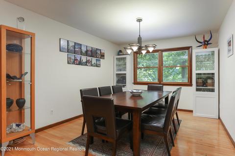 8 Deer Path, Holmdel, NJ 07733 photo 21