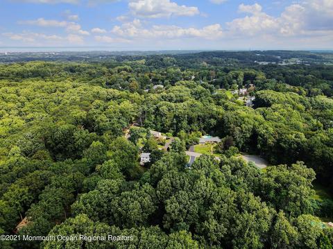 8 Deer Path, Holmdel, NJ 07733 photo 2