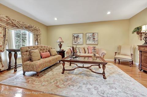 56 Overlook Dr, Jackson, NJ 08527 photo 4