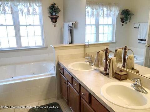 1 Strathmere St, Waretown, NJ 08758 photo 17