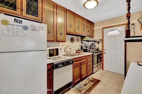 333 E Cape May Ave, Ocean Gate, NJ 08740 photo 14