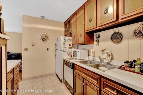 333 E Cape May Ave, Ocean Gate, NJ 08740 photo 15