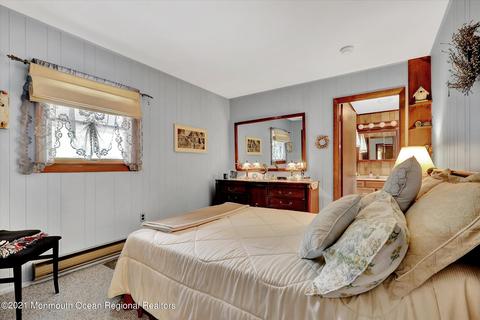 333 E Cape May Ave, Ocean Gate, NJ 08740 photo 17