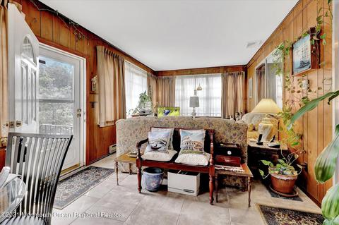 333 E Cape May Ave, Ocean Gate, NJ 08740 photo 5