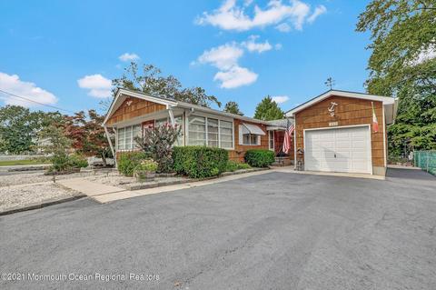 333 E Cape May Ave, Ocean Gate, NJ 08740 photo 2