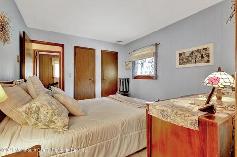333 E Cape May Ave, Ocean Gate, NJ 08740 photo 18