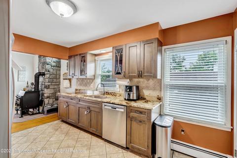 171 Walnut Dr, Brick, NJ 08724 photo 8