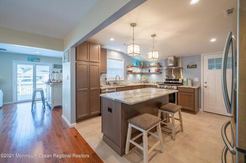 46 E Pampano Dr, Brick, NJ 08723 photo 7