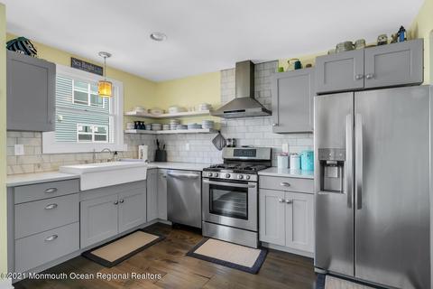 11 Beach St, Sea Bright, NJ 07760 photo 10