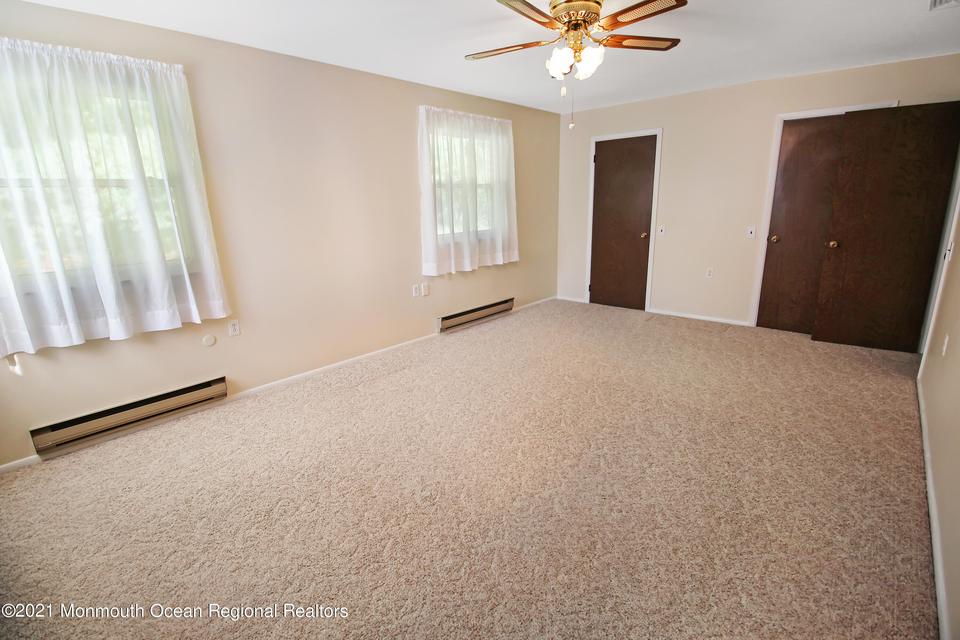  27 Independence Pkwy # A, Whiting, NJ 08759 photo 12