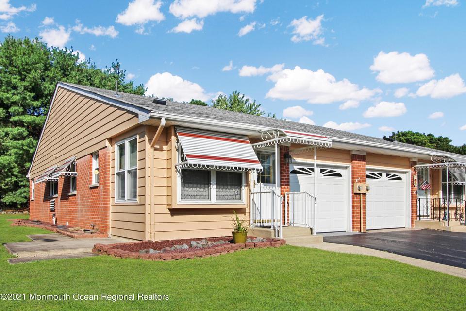 27 Independence Pkwy # A, Whiting, NJ 08759 photo 18