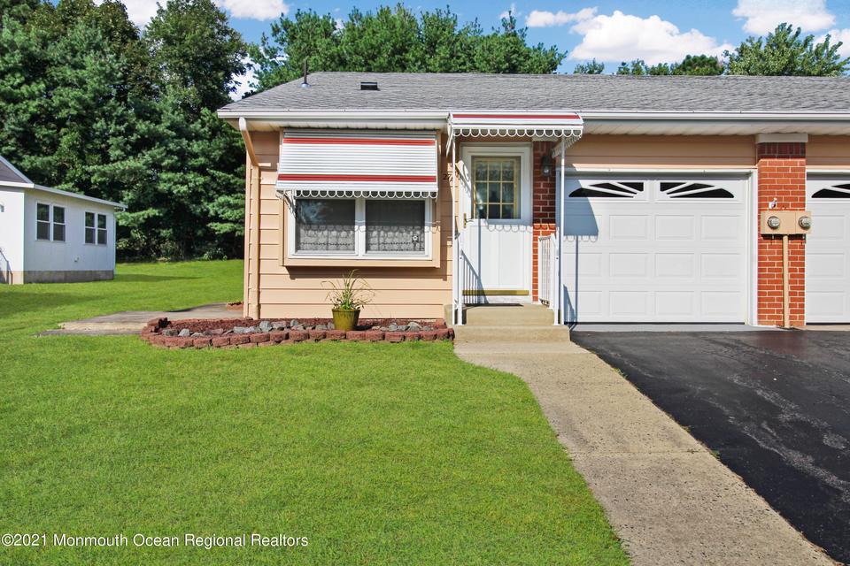  27 Independence Pkwy # A, Whiting, NJ 08759 photo 17